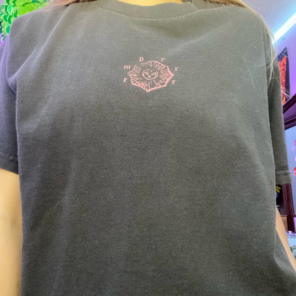 graphic tee